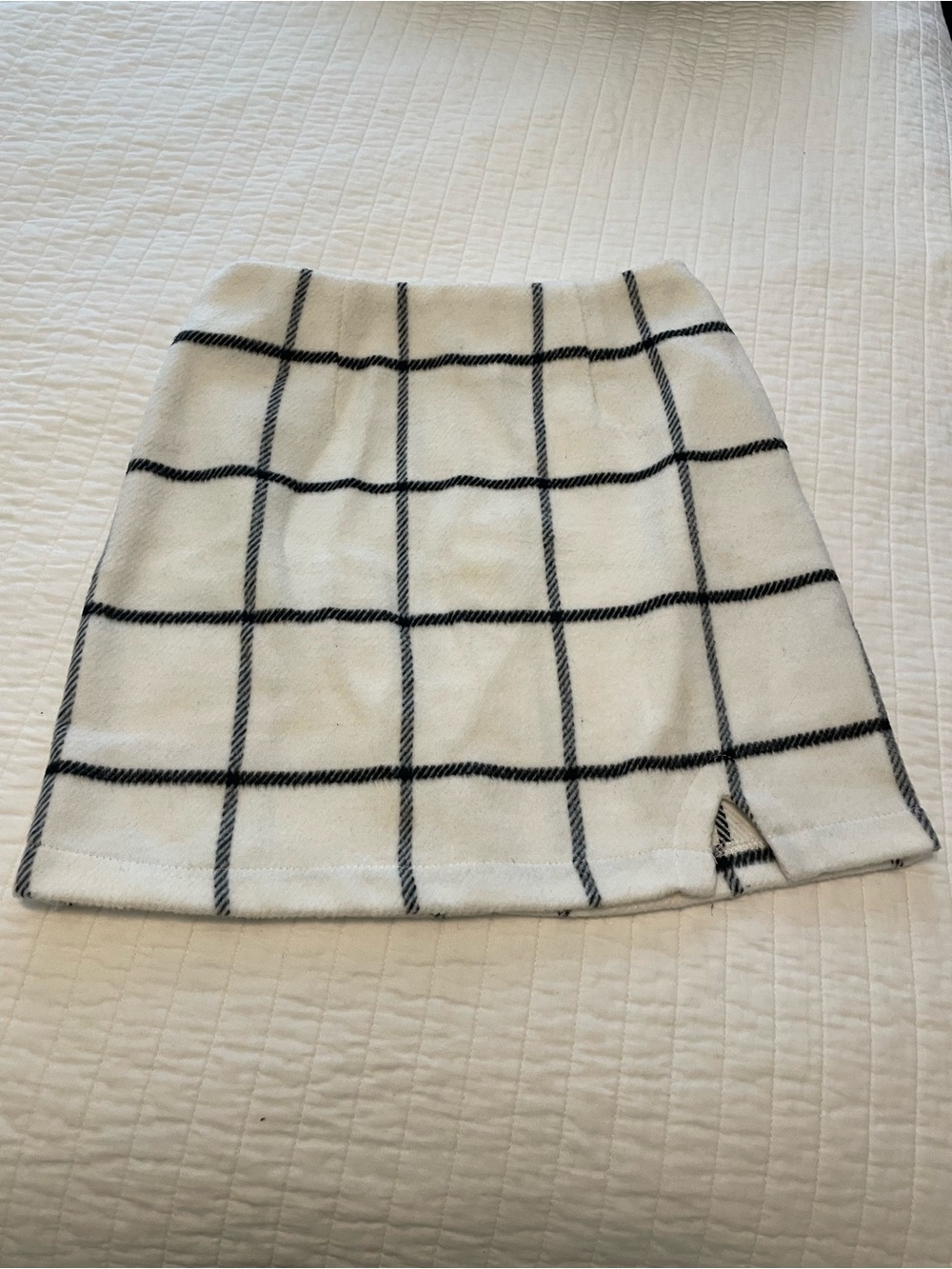 Lulu’s Windowpane Plaid Mini Skirt in Cream and Black